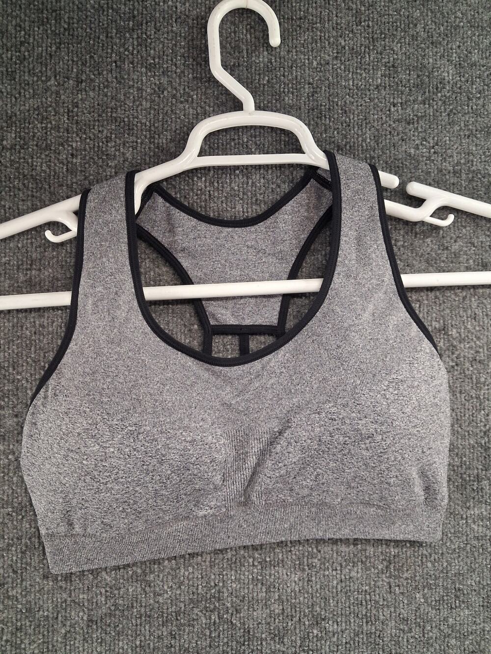 Bally Total Fitness Sports Bra Size XL Gray